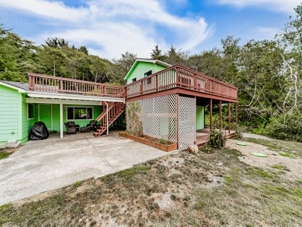 Mendocino Home 1027169