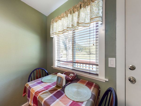 Mendocino Home 1027171