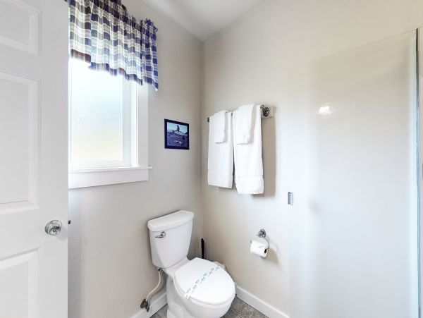 Mendocino Home 1027171