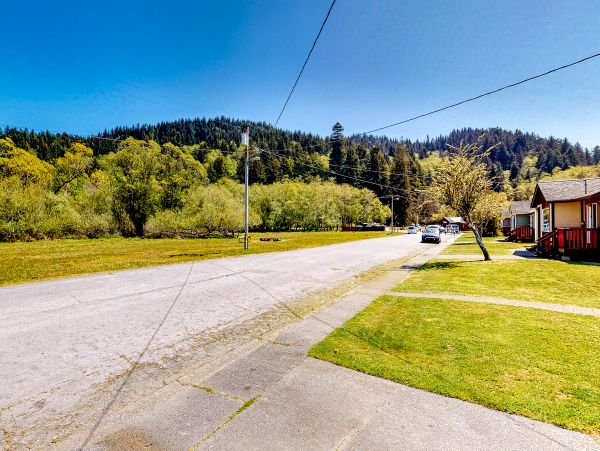 Mendocino Home 1027171