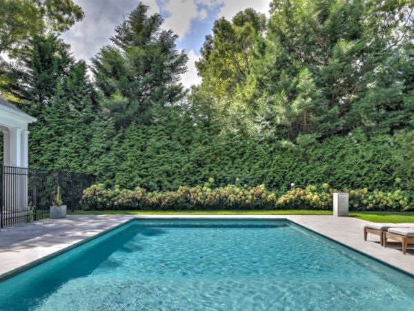 Luxury Hamptons Vacation Pool Home Five Bedroom