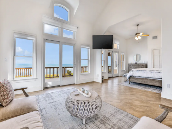 Pure Beachside Luxury A World Class Residence