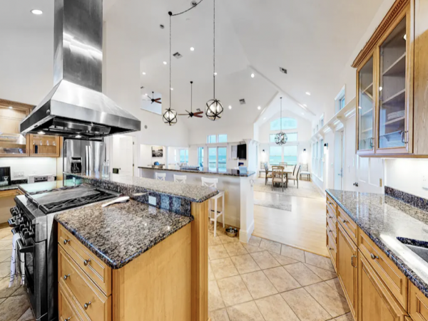 Pure Beachside Luxury A World Class Residence