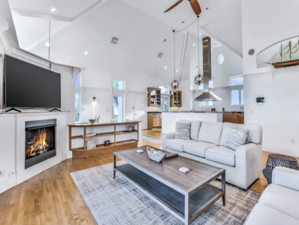 Pure Beachside Luxury A World Class Residence