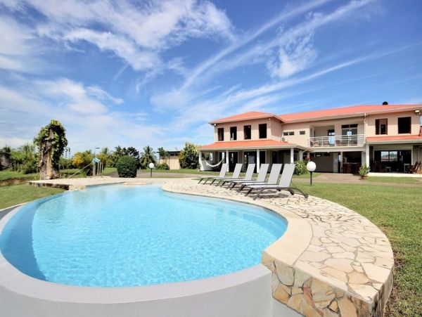 Martinique Home 1027206