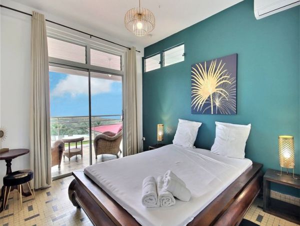Martinique Home 1027206