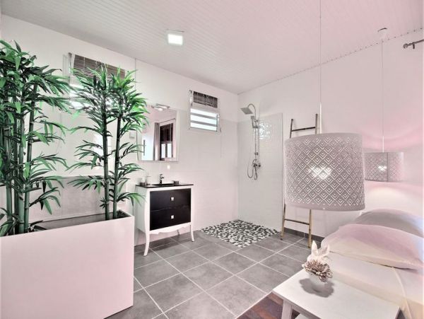 Martinique Home 1027206