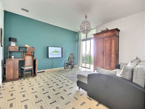 Martinique Home 1027206