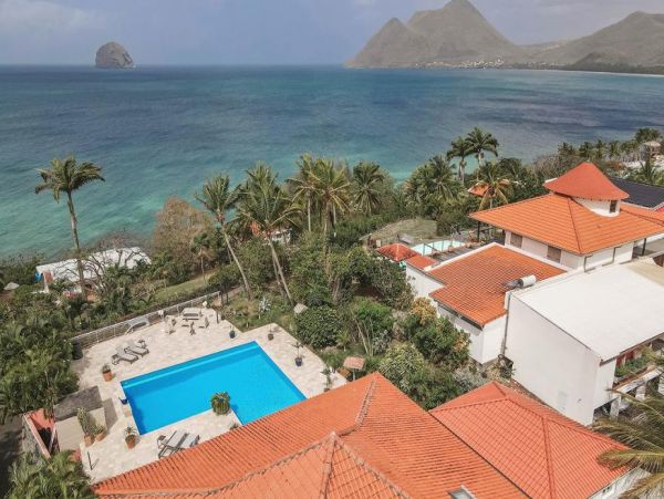 Martinique Home 1027209