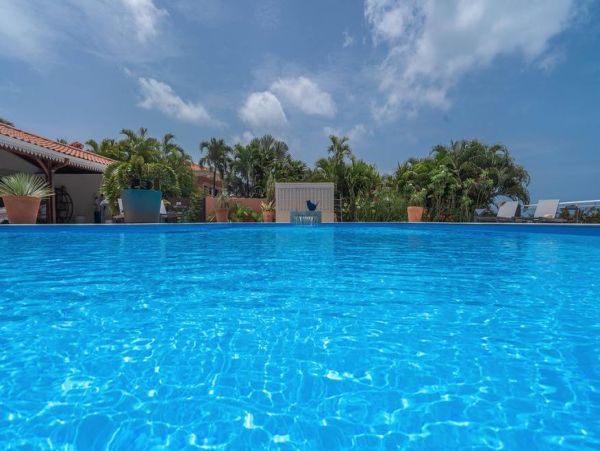 Martinique Home 1027209