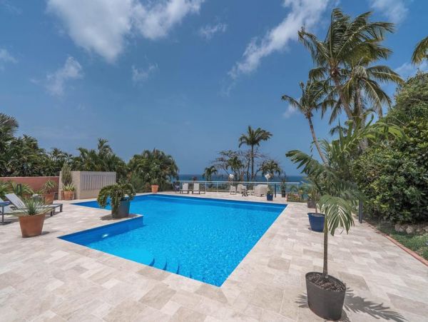 Martinique Home 1027209