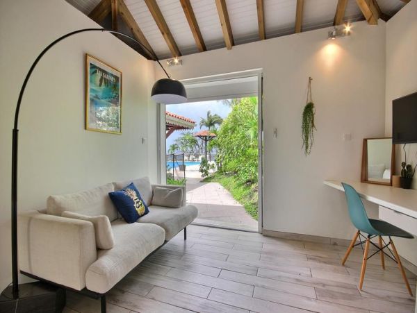 Martinique Home 1027209