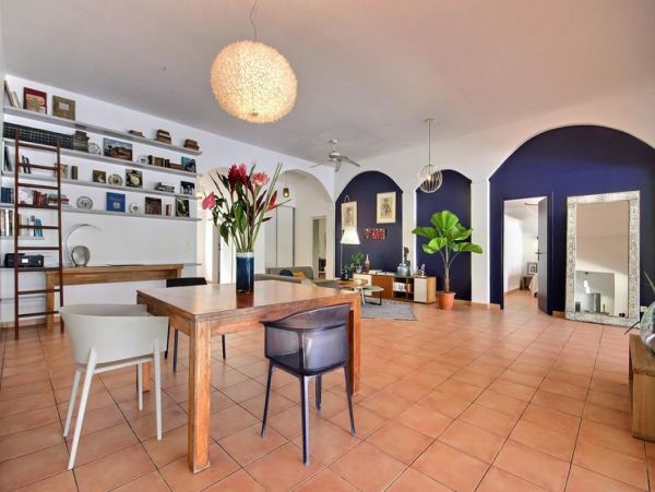 Martinique Home 1027209