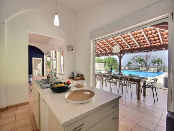 Martinique Home 1027209