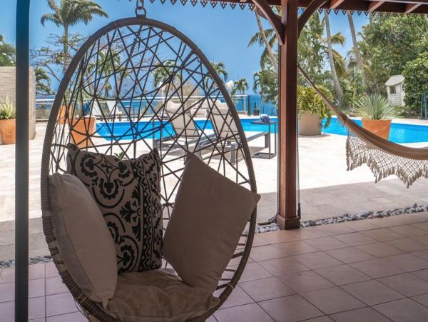 Martinique Home 1027209