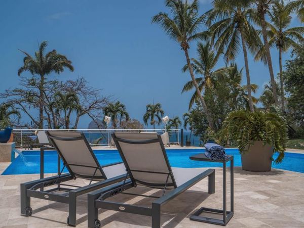 Martinique Home 1027209