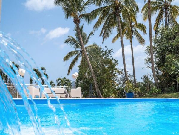 Martinique Home 1027209