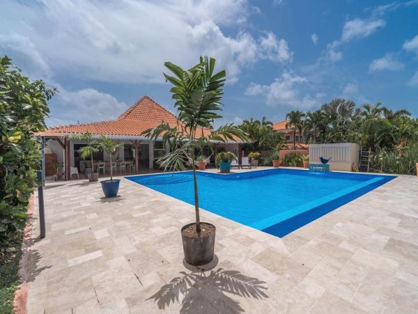 Martinique Home 1027209