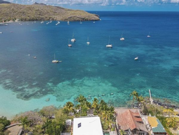 Martinique Home 1027210