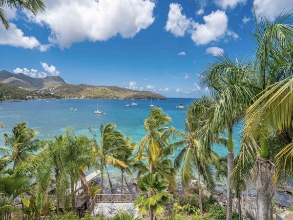 Martinique Home 1027210