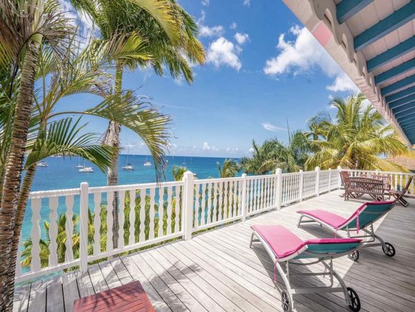Martinique Home 1027210