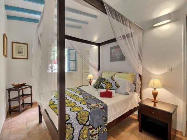 Martinique Home 1027210