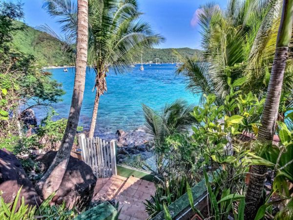 Martinique Home 1027210