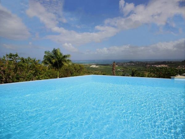 Martinique Home 1027211