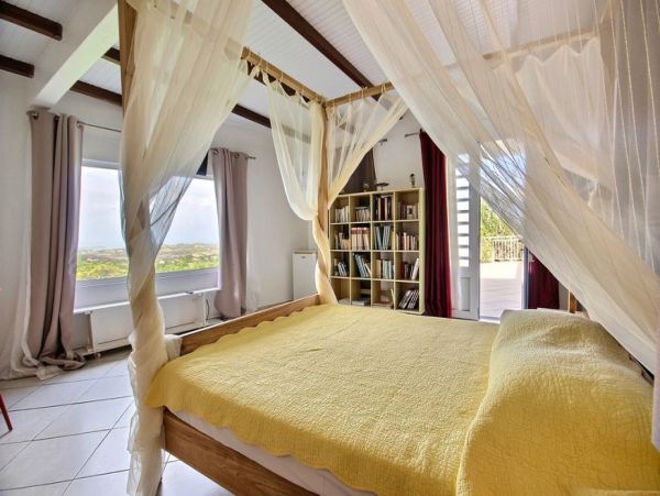Martinique Home 1027211