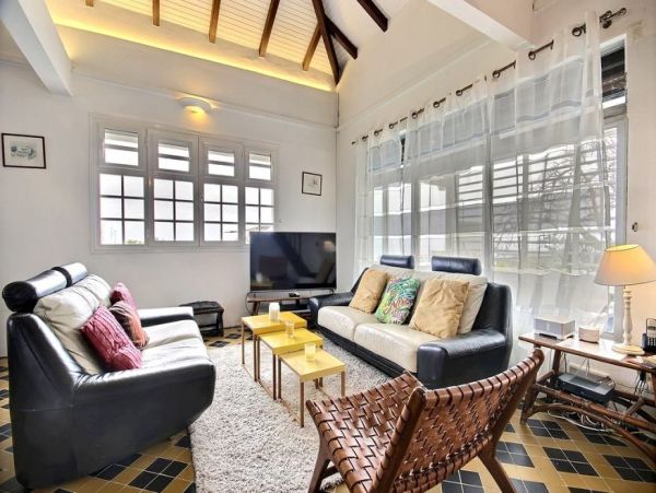 Martinique Home 1027211