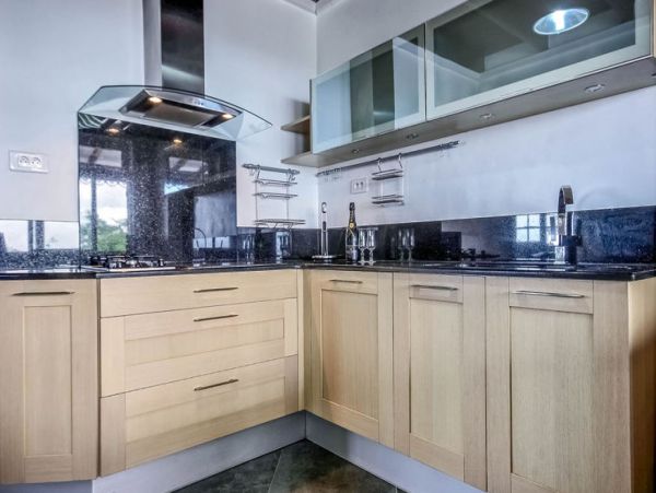Martinique Home 1027211