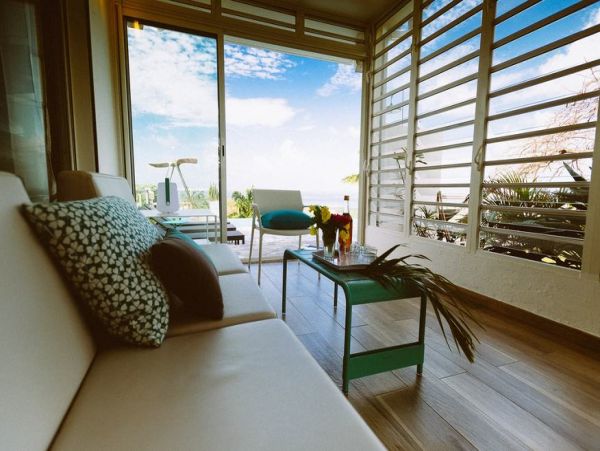 Martinique Home 1027211