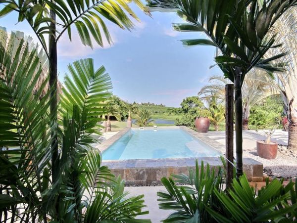 Martinique Home 1027212