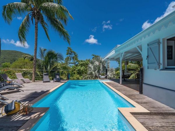 Martinique Home 1027215