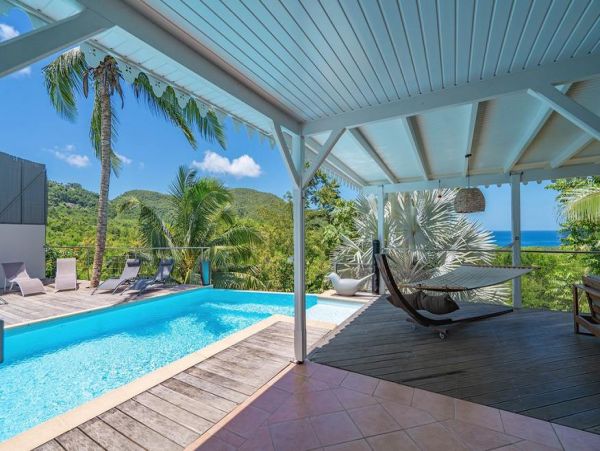 Martinique Home 1027215