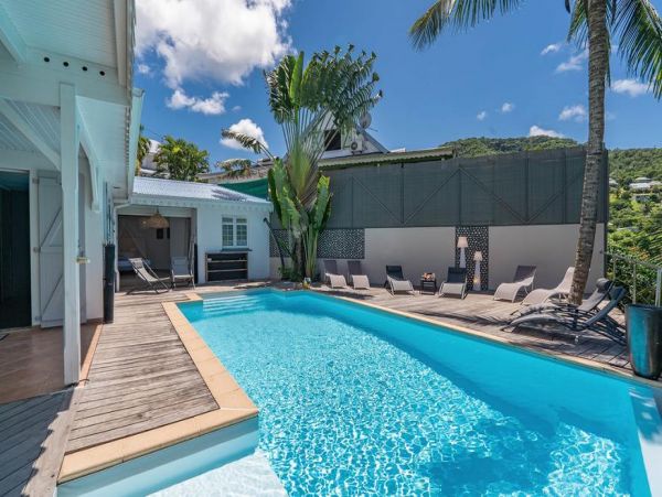 Martinique Home 1027215