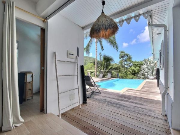 Martinique Home 1027215