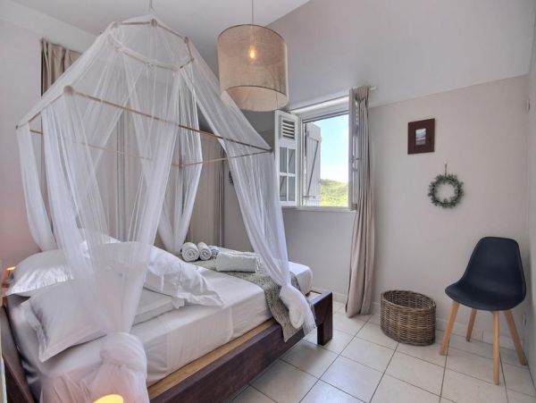 Martinique Home 1027215