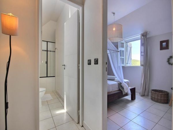 Martinique Home 1027215