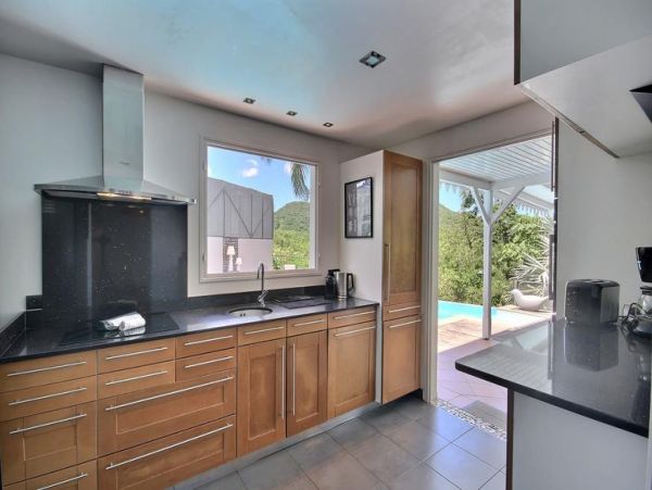 Martinique Home 1027215