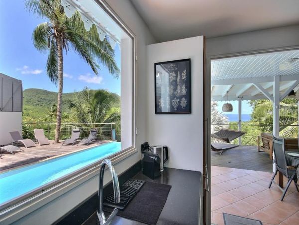 Martinique Home 1027215