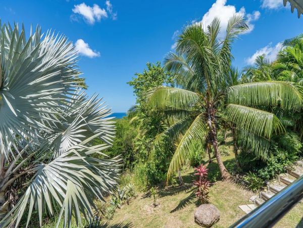 Martinique Home 1027215