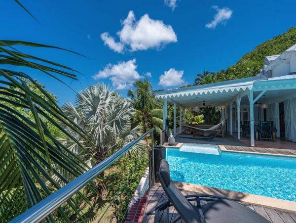 Martinique Home 1027215