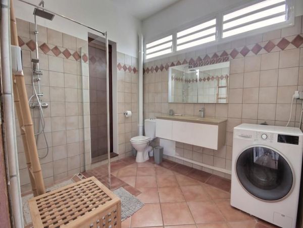 Martinique Home 1027216