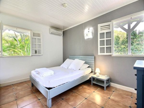 Martinique Home 1027217