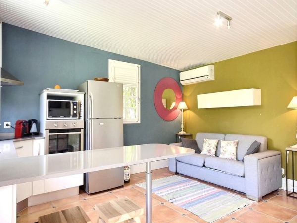 Martinique Home 1027217