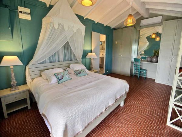 Martinique Home 1027219