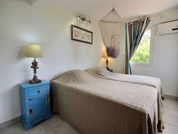 Martinique Home 1027220