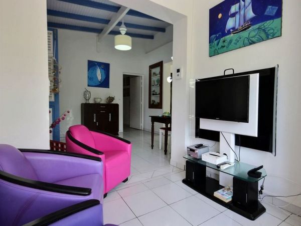 Martinique Home 1027220
