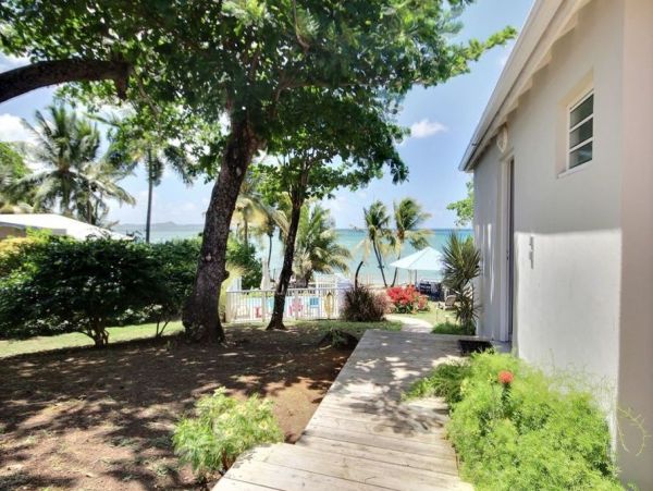 Martinique Home 1027220
